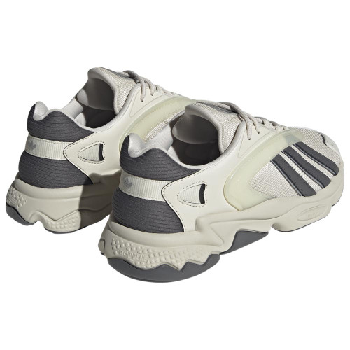 Adidas Oztral